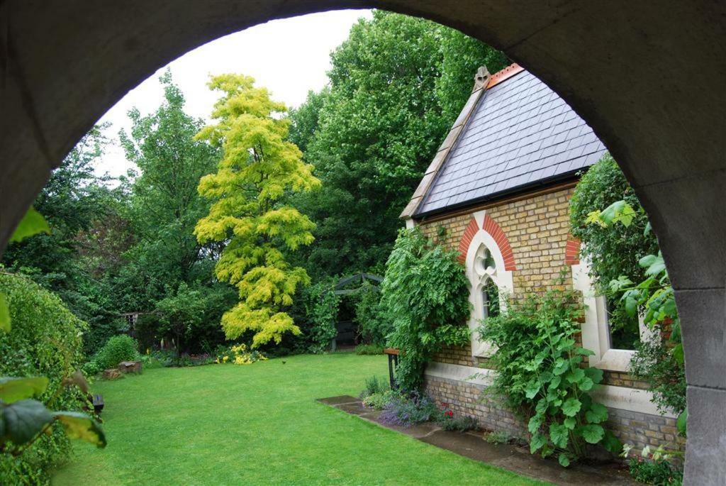 4 St Martins Almshouses Apartment London Bagian luar foto